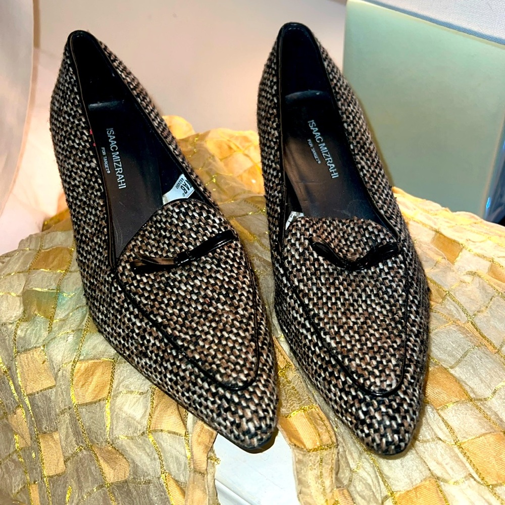 Isaac Mizrahi 1” pumps